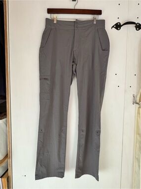 Columbia Gray Straight-Leg Women's Outdoor Pants